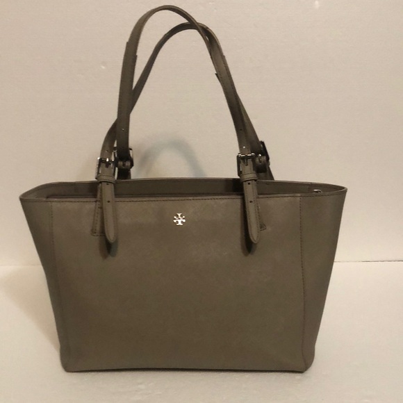 Tory Burch Handbags - Tory Burch Taupe Leather Tote Bag